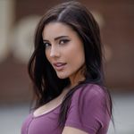 Erin Olash instagram profile photo